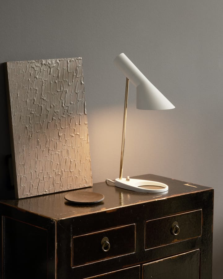 AJ Mini Anniversary edition table lamp - Matte white-pale rose - Louis Poulsen