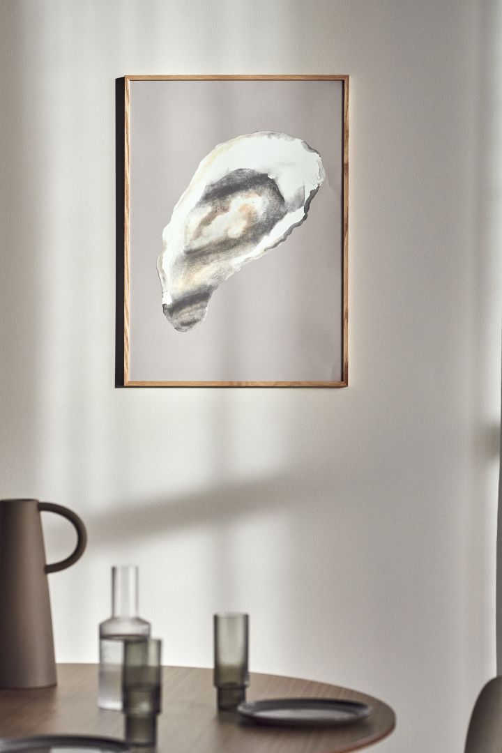17 stylish Scandinavian wall posters to give your walls an update - here you see nature-inspired Sea-bound items from Scandi Living in tones of beige that resembles an oyster.