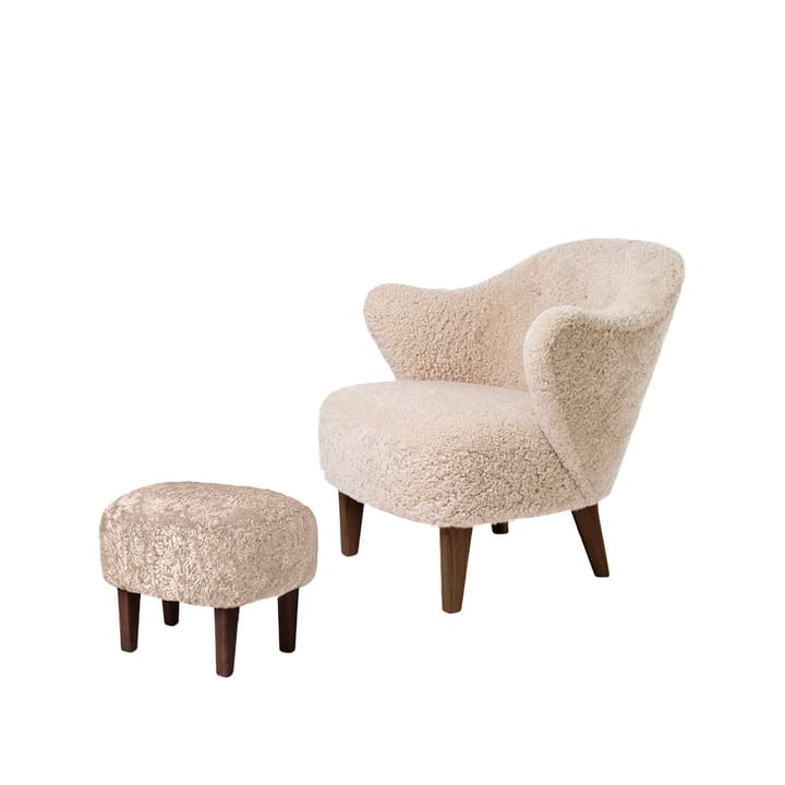 Ingeborg armchair set - Sheepskin moonlight, incl. footstool, legs smoked oak - Audo Copenhagen