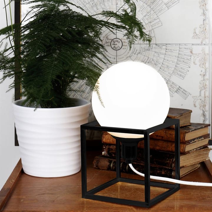Cube table lamp - black - Globen Lighting