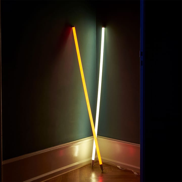 Neon Tube fluorescent 150 cm - Red - HAY
