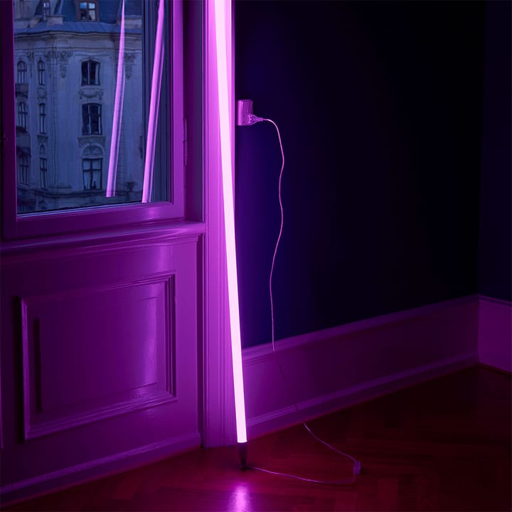 Neon Tube fluorescent 150 cm - Red - HAY