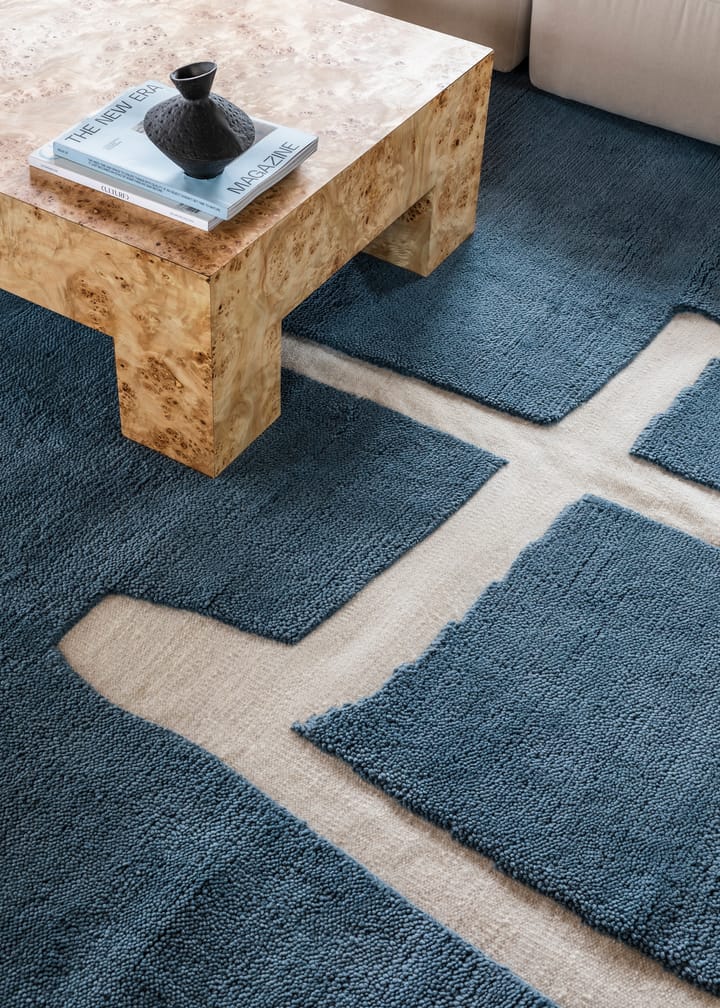 Gotland Klint wool rug - Cornflower blue 300x400 cm - Layered