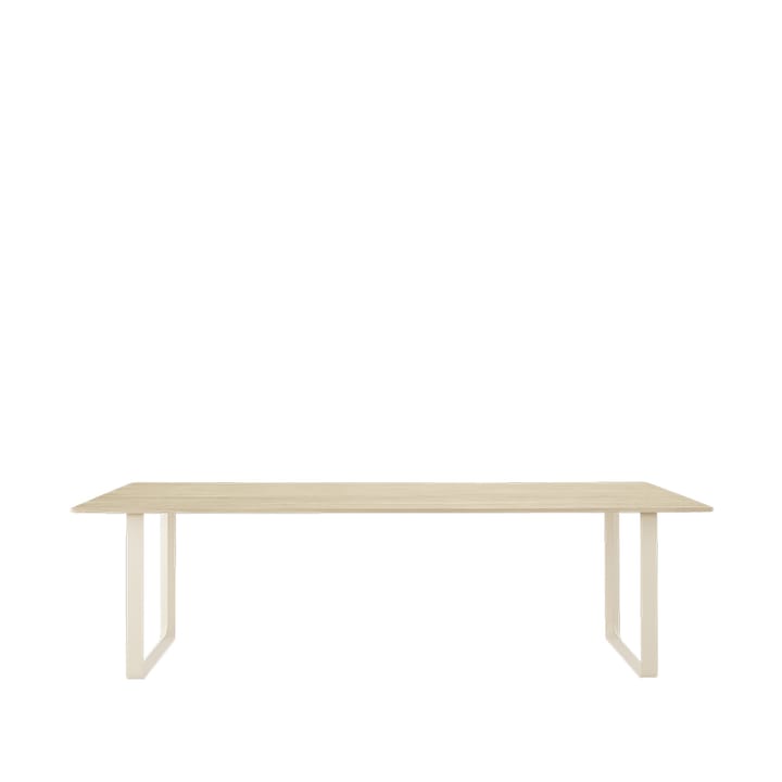 70/70 dining table 255x108 cm - Solid oak-Sand - Muuto