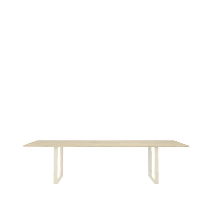 70/70 dining table 295x108 cm - Solid oak-Sand - Muuto