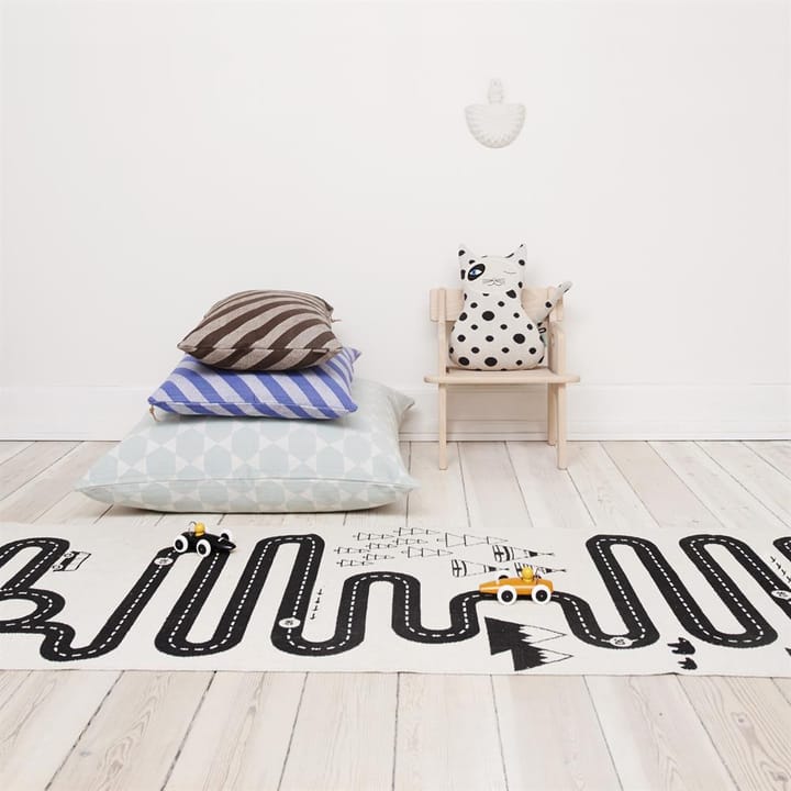 Adventure rug 70x180 cm - beige-black - OYOY