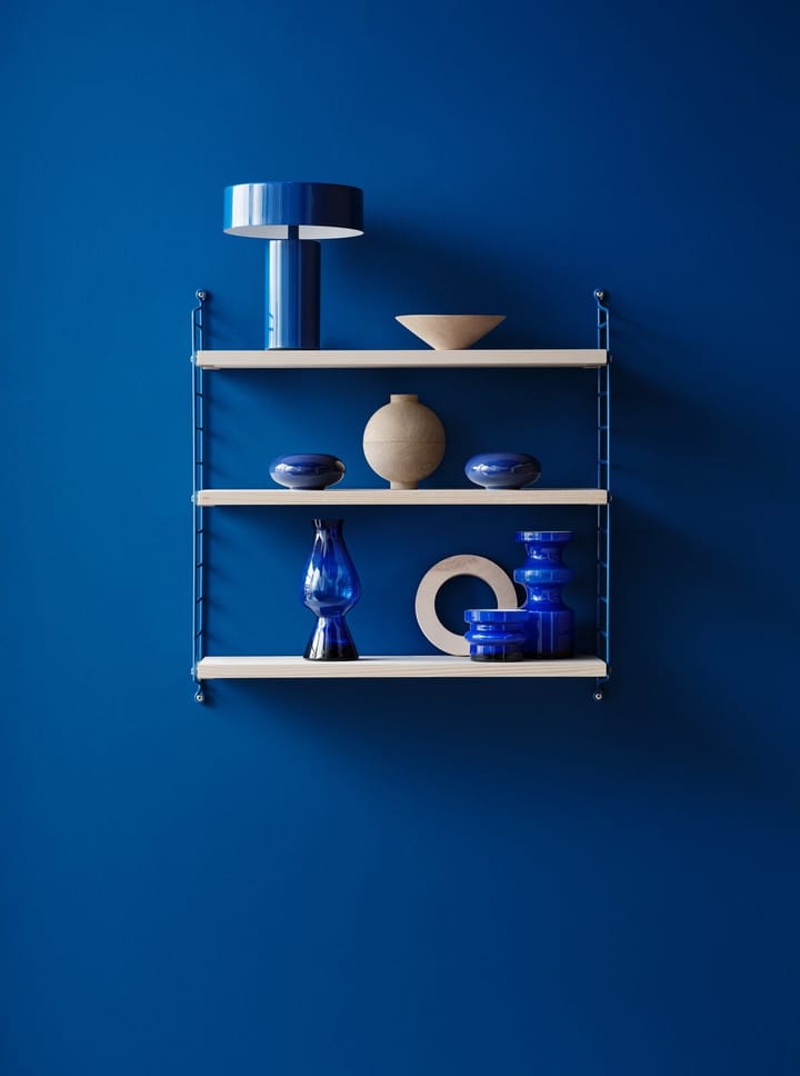 String 1949-2024 shelf Limited Edition 60x60x20 cm - Blue/white oiled pine - String