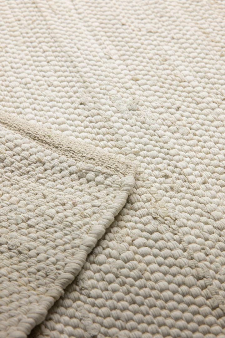 A close up of the Cotton rug from Rug Solid in our guide to choosing the right rug.