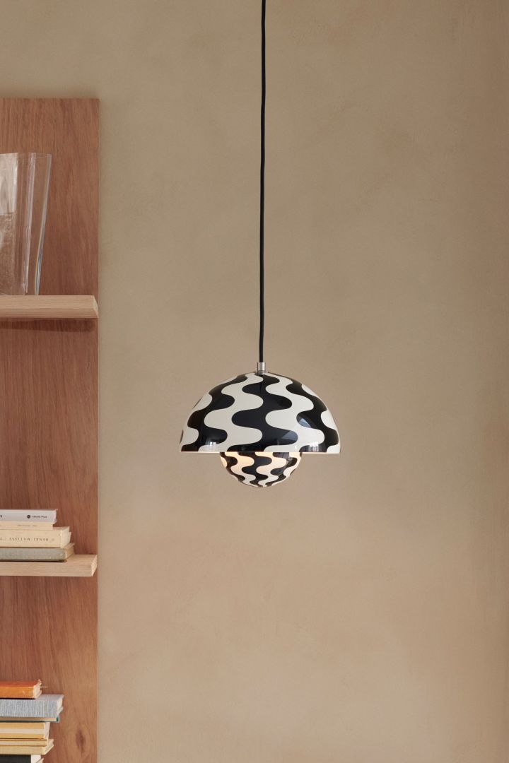 The retro-patterned VP1 Flowerpot pendant from &Tradition is just right for the autumn 2023 interior design trends. 