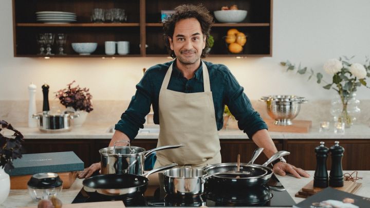 Master chef Markus Aujalay with his kitchen products, frying pans and pots, in an interview with Nordic Nest.